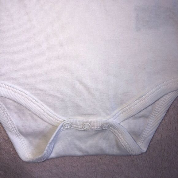 NWOT Baby 6-9M Rae Dunn Worth The Wait Onesie - Picture 3 of 4